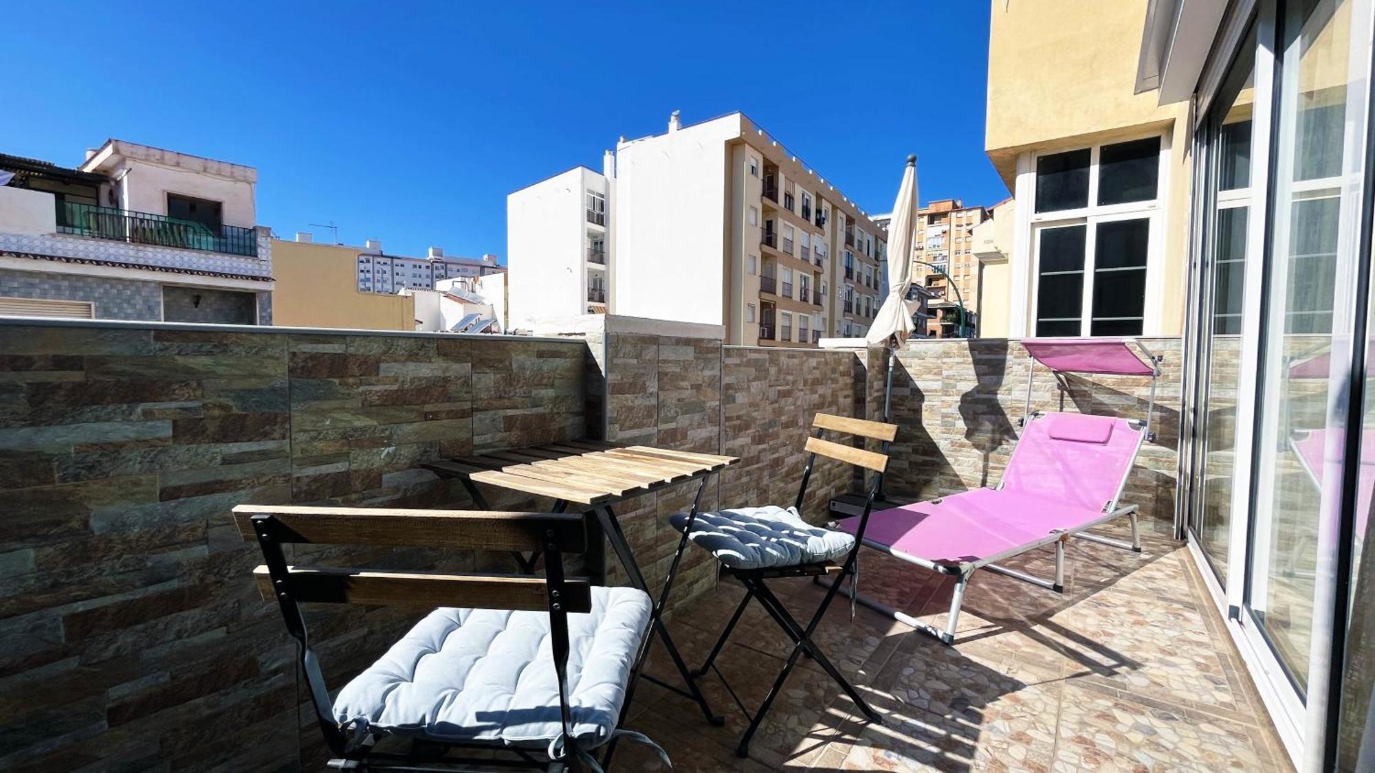 A 5 Minutos De La Playa Con Terraza En Malaga 아파트 외부 사진