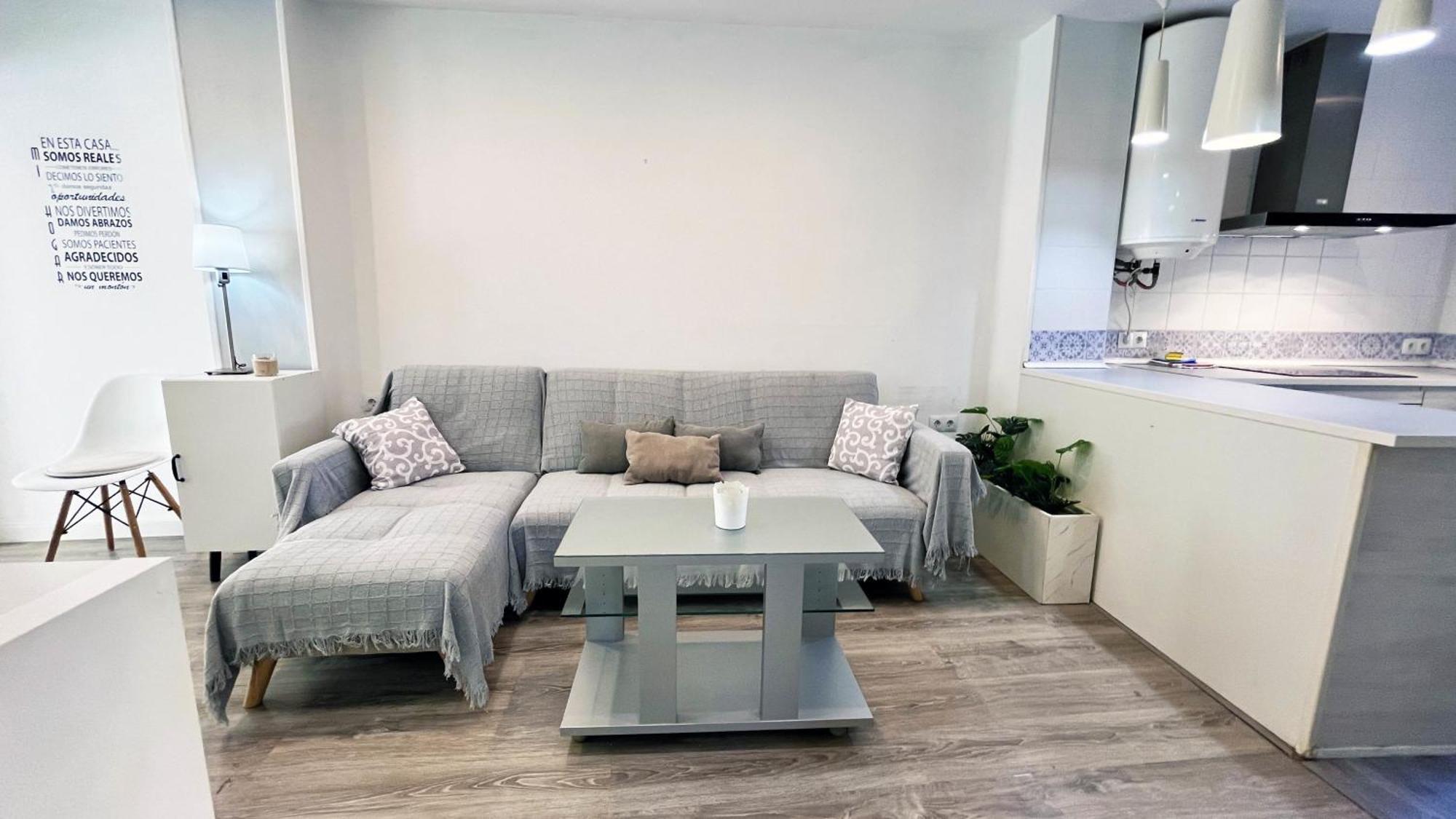 A 5 Minutos De La Playa Con Terraza En Malaga 아파트 외부 사진